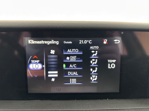 Lexus IS 300h Hybrid Business Line Aut. *PANO | 1/2LEATHER | FULL-LED | NAVI-FULLMAP | COMFORT-SEATS | CAMERA | ECC | PDC | CRUISE | 17''ALU*
