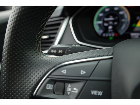 Audi Q5 55 TFSI e S Edition | Pano | Bang & Olufsen | 360 Cam | RS-Stoelen | Apple Carplay & Android Auto