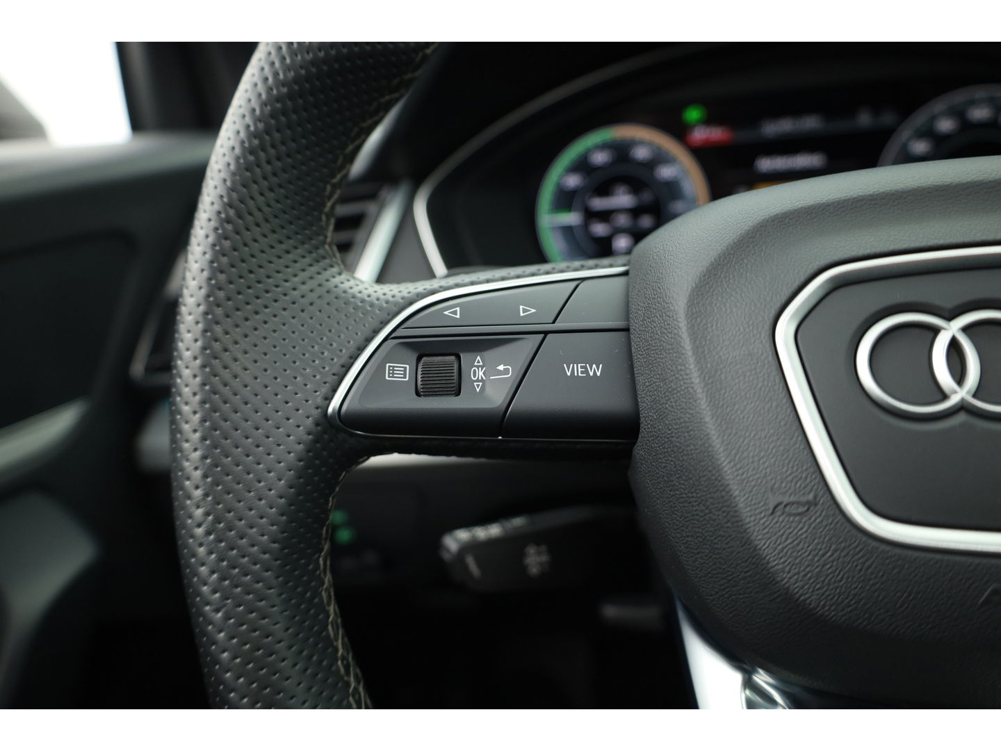 Audi Q5 55 TFSI e S Edition | Pano | Bang & Olufsen | 360 Cam | RS-Stoelen | Apple Carplay & Android Auto