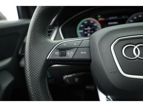Audi Q5 55 TFSI e S Edition | Pano | Bang & Olufsen | 360 Cam | RS-Stoelen | Apple Carplay & Android Auto