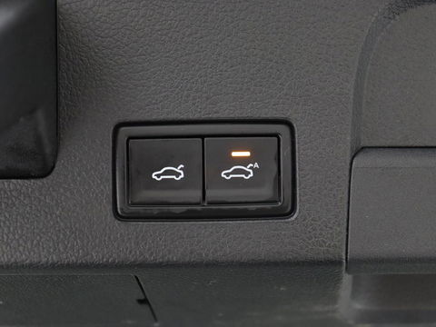Volkswagen Arteon 2.0 TDI Elegance | Panoramadak | Stoelverwarming | Camera | Leder/Alcantara | Virtual Cockpit | Adaptive cruise | Keyless | LED Plus | Carplay | Navigatie