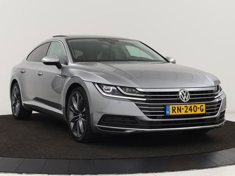 Volkswagen Arteon 2.0 TDI Elegance | Panoramadak | Stoelverwarming | Camera | Leder/Alcantara | Virtual Cockpit | Adaptive cruise | Keyless | LED Plus | Carplay | Navigatie