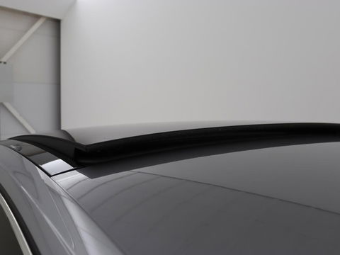 Volkswagen Arteon 2.0 TDI Elegance | Panoramadak | Stoelverwarming | Camera | Leder/Alcantara | Virtual Cockpit | Adaptive cruise | Keyless | LED Plus | Carplay | Navigatie