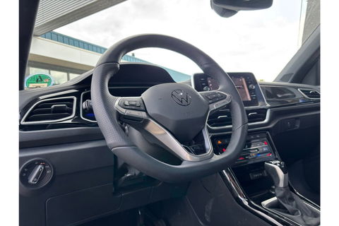 Volkswagen T-Roc Cabrio 1.5 TSI R-LINE 150PK AUTOMAAT NAVI LMV PDC WINTERPACK