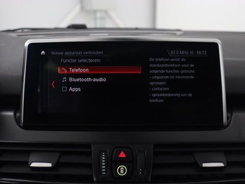 BMW 2 Serie Gran Tourer 220i 7-persoons Executive Edition | Panoramadak | Head-Up | Navigatie | Full LED | Climate control | Parkeerhulp
