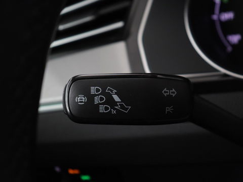 Volkswagen Passat 1.4 TSI PHEV GTE | Trekhaak | Camera | Adaptive cruise | Carplay | Navigatie | Matrix LED | Parkeerhulp | Bluetooth