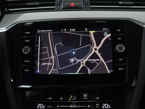 Volkswagen Passat 1.4 TSI PHEV GTE | Trekhaak | Camera | Adaptive cruise | Carplay | Navigatie | Matrix LED | Parkeerhulp | Bluetooth