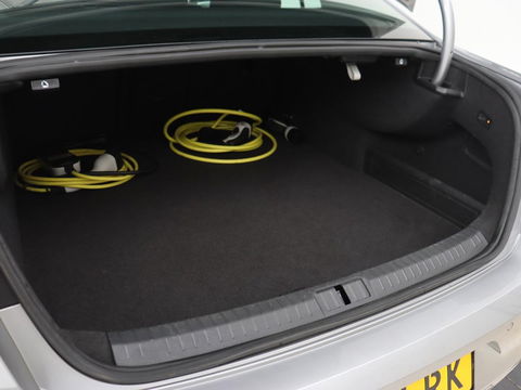Volkswagen Passat 1.4 TSI PHEV GTE | Trekhaak | Camera | Adaptive cruise | Carplay | Navigatie | Matrix LED | Parkeerhulp | Bluetooth