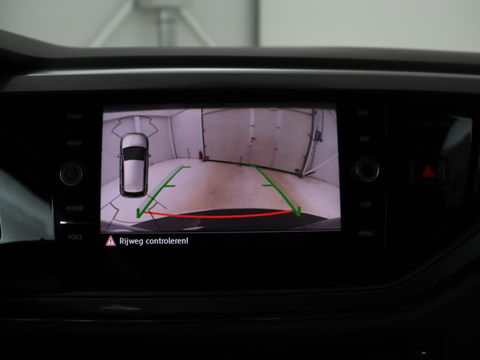 Volkswagen Polo 2.0 TSI GTI | Stoelverwarming | Beats Pack | Camera | Adaptive cruise | Virtual Cockpit | Carplay | Navigatie | Adaptief LED | Park Assist