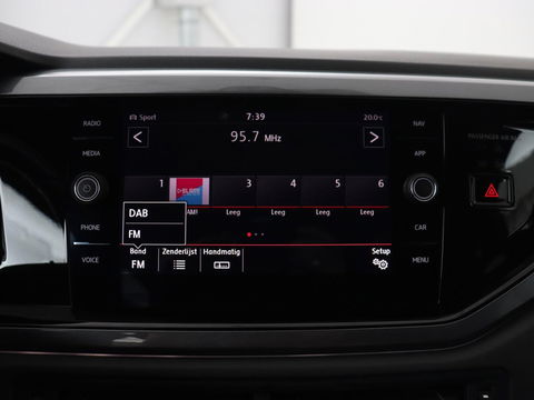 Volkswagen Polo 2.0 TSI GTI | Stoelverwarming | Beats Pack | Camera | Adaptive cruise | Virtual Cockpit | Carplay | Navigatie | Adaptief LED | Park Assist