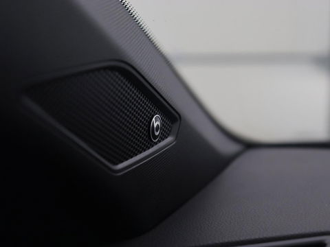 Volkswagen Polo 2.0 TSI GTI | Stoelverwarming | Beats Pack | Camera | Adaptive cruise | Virtual Cockpit | Carplay | Navigatie | Adaptief LED | Park Assist