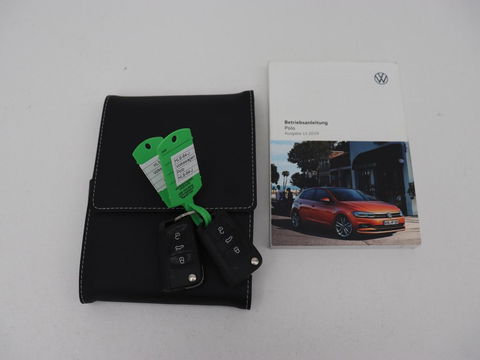 Volkswagen Polo 2.0 TSI GTI | Stoelverwarming | Beats Pack | Camera | Adaptive cruise | Virtual Cockpit | Carplay | Navigatie | Adaptief LED | Park Assist