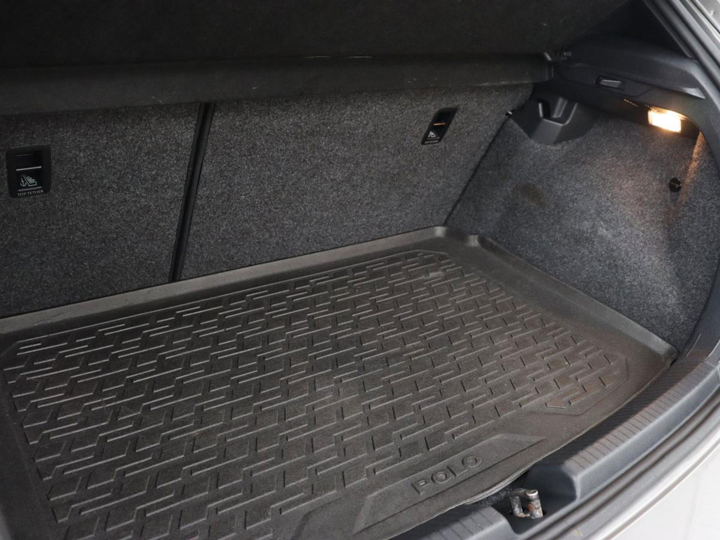 Volkswagen Polo 2.0 TSI GTI | Stoelverwarming | Beats Pack | Camera | Adaptive cruise | Virtual Cockpit | Carplay | Navigatie | Adaptief LED | Park Assist