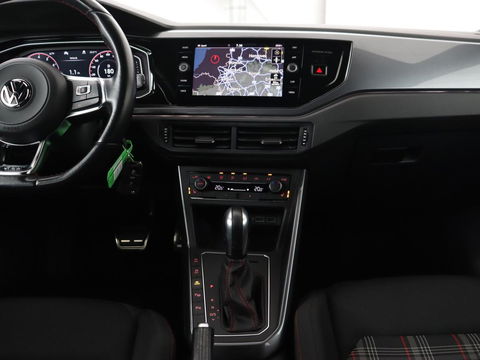 Volkswagen Polo 2.0 TSI GTI | Stoelverwarming | Beats Pack | Camera | Adaptive cruise | Virtual Cockpit | Carplay | Navigatie | Adaptief LED | Park Assist