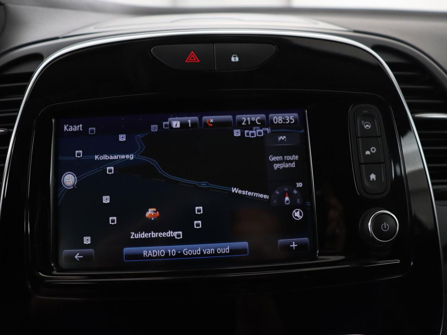 Renault Captur 1.3 TCe Intens | 61.400km NAP | Automaat | Camera | Trekhaak | Carplay | Full LED | Keyless | Navigatie | Climate control
