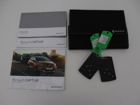 Renault Captur 1.3 TCe Intens | 61.400km NAP | Automaat | Camera | Trekhaak | Carplay | Full LED | Keyless | Navigatie | Climate control