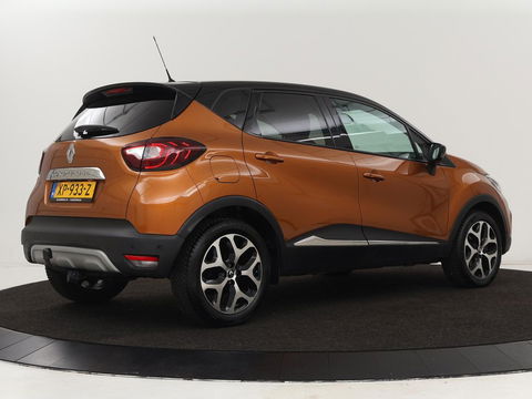 Renault Captur 1.3 TCe Intens | 61.400km NAP | Automaat | Camera | Trekhaak | Carplay | Full LED | Keyless | Navigatie | Climate control
