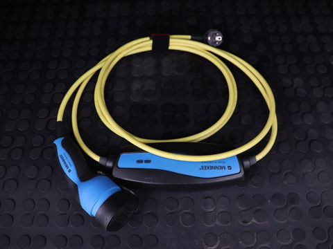 Volvo XC60 2.0 Recharge T8 AWD R-Design | Panoramadak | Head-Up | Trekhaak | 360 Camera | Leder | Stoelverwarming | Harman/Kardon | Carplay | Achterbankverwarming | Digital Cockpit | Full LED