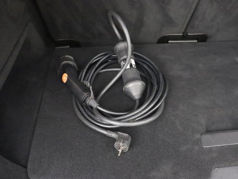 Volvo XC90 2.0 T8 Recharge AWD R-Design | Panoramadak | Head-Up | 360 Camera | Adaptive cruise | Leder | Trekhaak | Stoel & stuurverwarming | Carplay | Memory | Harman/Kardon