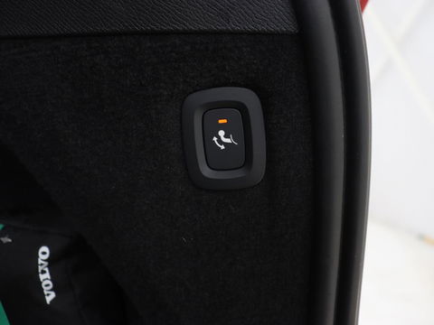 Volvo XC90 2.0 T8 Recharge AWD R-Design | Panoramadak | Head-Up | 360 Camera | Adaptive cruise | Leder | Trekhaak | Stoel & stuurverwarming | Carplay | Memory | Harman/Kardon