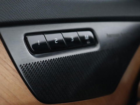 Volvo XC90 2.0 T8 Recharge AWD R-Design | Panoramadak | Head-Up | 360 Camera | Adaptive cruise | Leder | Trekhaak | Stoel & stuurverwarming | Carplay | Memory | Harman/Kardon