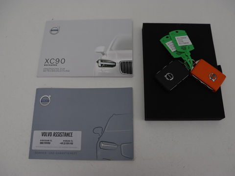 Volvo XC90 2.0 T8 Recharge AWD R-Design | Panoramadak | Head-Up | 360 Camera | Adaptive cruise | Leder | Trekhaak | Stoel & stuurverwarming | Carplay | Memory | Harman/Kardon