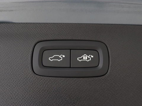 Volvo XC90 2.0 T8 Recharge AWD R-Design | Panoramadak | Head-Up | 360 Camera | Adaptive cruise | Leder | Trekhaak | Stoel & stuurverwarming | Carplay | Memory | Harman/Kardon