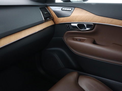 Volvo XC90 2.0 T8 Recharge AWD R-Design | Panoramadak | Head-Up | 360 Camera | Adaptive cruise | Leder | Trekhaak | Stoel & stuurverwarming | Carplay | Memory | Harman/Kardon