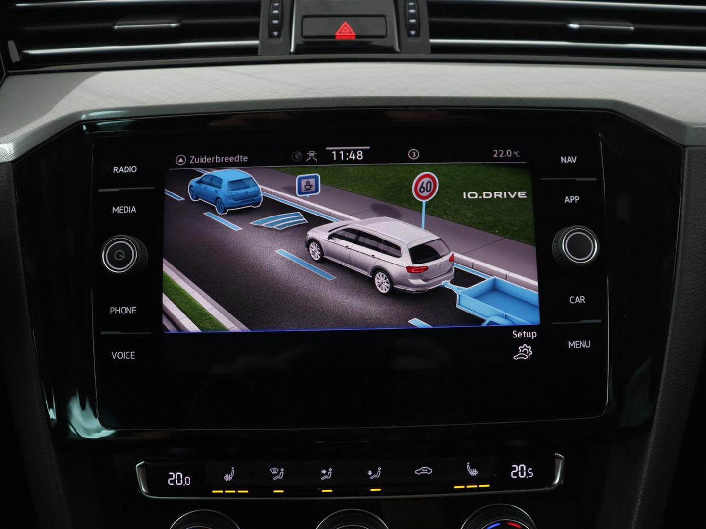 Volkswagen Passat 1.4 TSI PHEV GTE | Panoramadak | Stoelverwarming | Trekhaak | Camera | Adaptive cruise | Matrix LED | Carplay | Navigatie