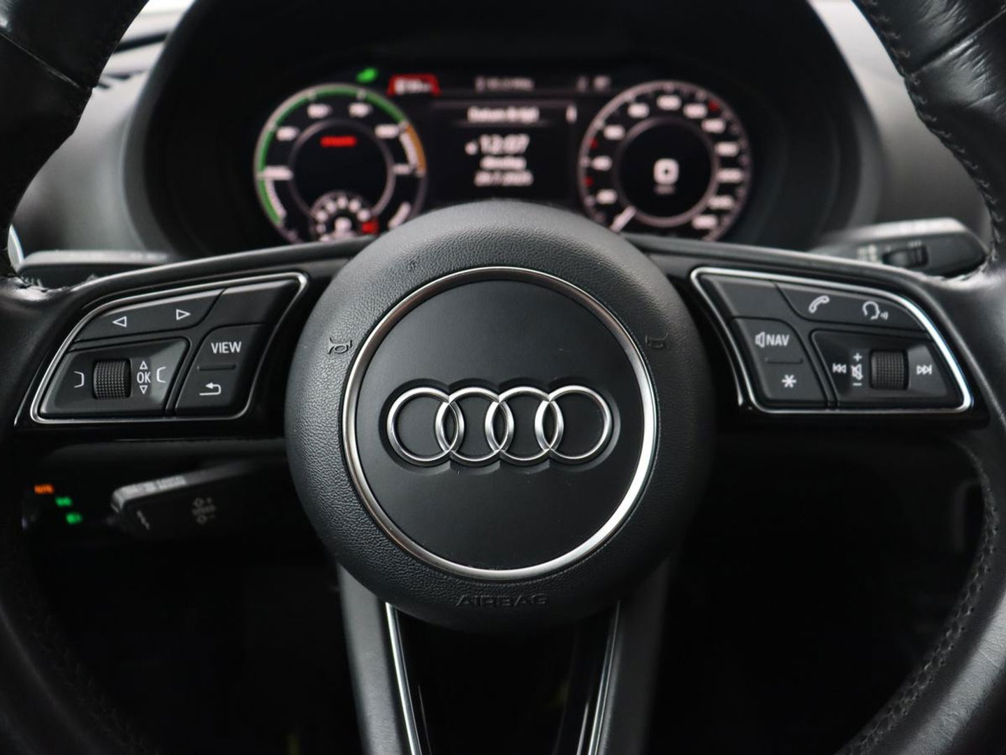 Audi A3 1.4 e-tron Lease Edition | Virtual Cockpit | Sportstoelen | Full LED | Keyless | Carplay | Navigatie | Climate control | Lane Assist