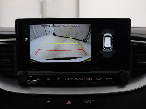Kia Ceed 1.6 GDI PHEV DynamicPlusLine | Stoel & stuurverwarming | Adaptive cruise | Memory | Camera | Carplay | Full LED | Achterbankverwarming | Navigatie | Keyless