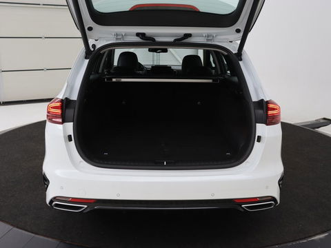 Kia Ceed 1.6 GDI PHEV DynamicPlusLine | Stoel & stuurverwarming | Adaptive cruise | Memory | Camera | Carplay | Full LED | Achterbankverwarming | Navigatie | Keyless