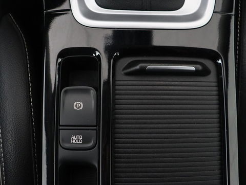 Kia Ceed 1.6 GDI PHEV DynamicPlusLine | Stoel & stuurverwarming | Adaptive cruise | Memory | Camera | Carplay | Full LED | Achterbankverwarming | Navigatie | Keyless