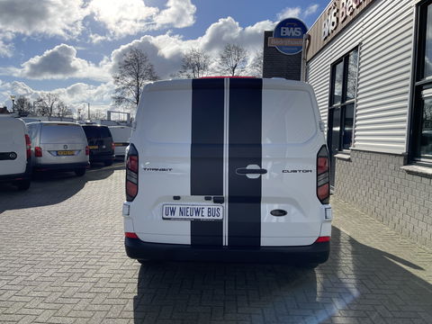 Ford Transit Custom 340 2.0 TDCI 130pk L2H1 Sport originele DC 5 persoons / rijlklaar € 42.950 ex btw / lease vanaf € 769 / 18 inch velgen 4 seizoenen banden / nieuwe bus BPM vrij !