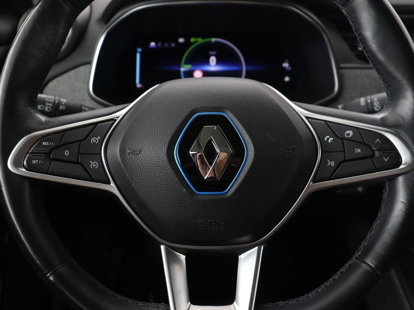 Renault ZOE R135 Intens Business 52 kWh | Stoel & stuurverwarming | Warmtepomp | Half leder | Carplay | Full LED | Keyless | Camera | Navigatie | Digital Cockpit | Climate control