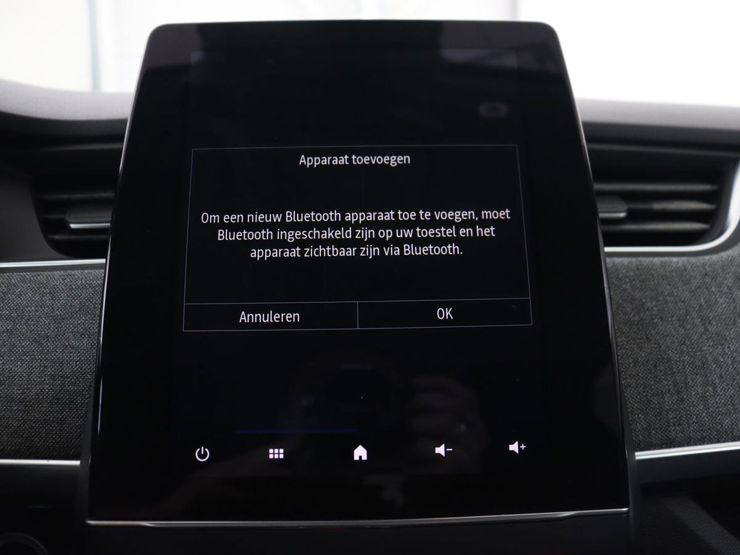 Renault ZOE R135 Intens Business 52 kWh | Stoel & stuurverwarming | Warmtepomp | Half leder | Carplay | Full LED | Keyless | Camera | Navigatie | Digital Cockpit | Climate control