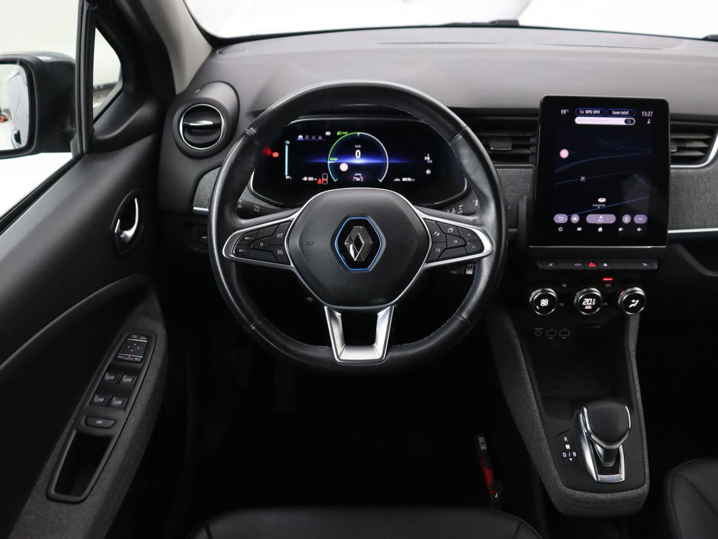 Renault ZOE R135 Intens Business 52 kWh | Stoel & stuurverwarming | Warmtepomp | Half leder | Carplay | Full LED | Keyless | Camera | Navigatie | Digital Cockpit | Climate control