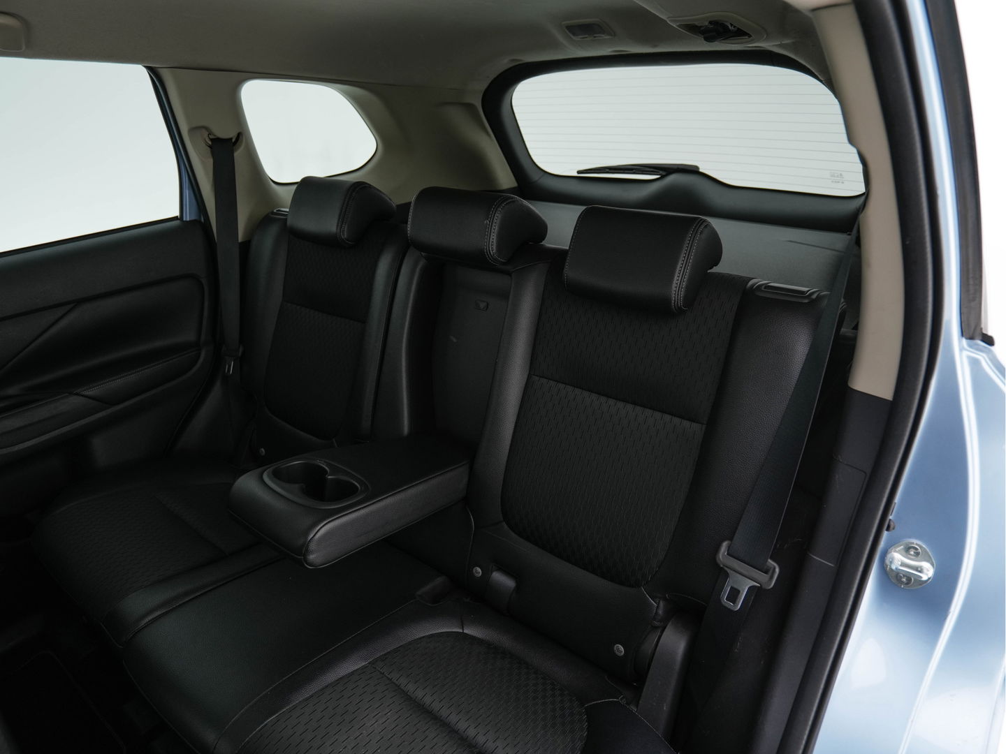 Mitsubishi Outlander 2.0 PHEV Executive Edition Aut. *1/2LEATHER | XENON | NAVI-FULLMAP | CAMERA | KEYLESS | DAB+ | COMFORT-SEATS | 18''ALU*