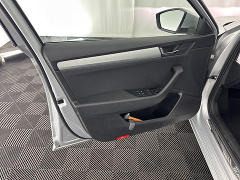 Škoda Superb Combi 1.6 TDI Clever Edition Aut. *PANO | XENON | MEMORY-PACK | NAVI-FULLMAP | COMFORT-SEATS | ECC | PDC | CRUISE | 17''ALU*