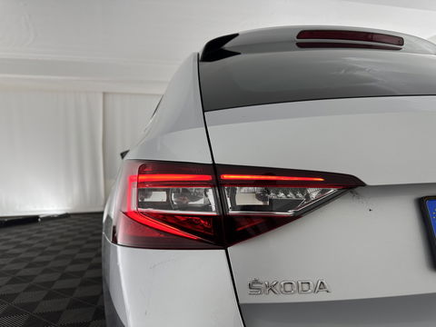 Škoda Superb Combi 1.6 TDI Clever Edition Aut. *PANO | XENON | MEMORY-PACK | NAVI-FULLMAP | COMFORT-SEATS | ECC | PDC | CRUISE | 17''ALU*