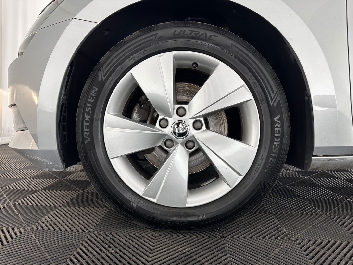 Škoda Superb Combi 1.6 TDI Clever Edition Aut. *PANO | XENON | MEMORY-PACK | NAVI-FULLMAP | COMFORT-SEATS | ECC | PDC | CRUISE | 17''ALU*
