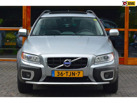 Volvo XC70 D3 5 Cilinder Limited Edition | Stoelverwarming | Cruise Control | Trekhaak 1600KG | Panoramadak |