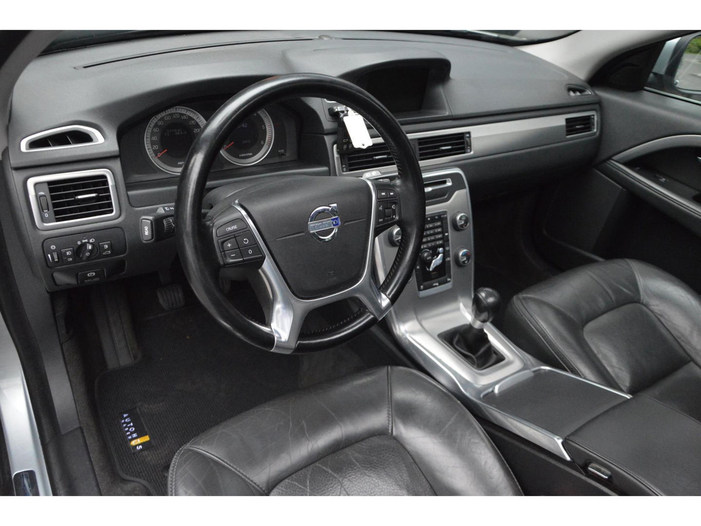 Volvo XC70 D3 5 Cilinder Limited Edition | Stoelverwarming | Cruise Control | Trekhaak 1600KG | Panoramadak |