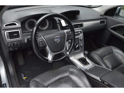 Volvo XC70 D3 5 Cilinder Limited Edition | Stoelverwarming | Cruise Control | Trekhaak 1600KG | Panoramadak |