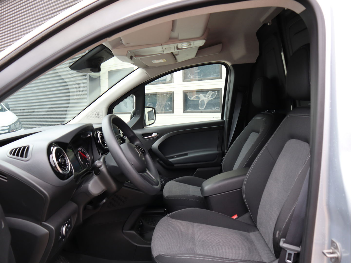 Mercedes-Benz eCitan 112 Pro L2 Lang - 51 kWh LED - Navi - Camera PDC