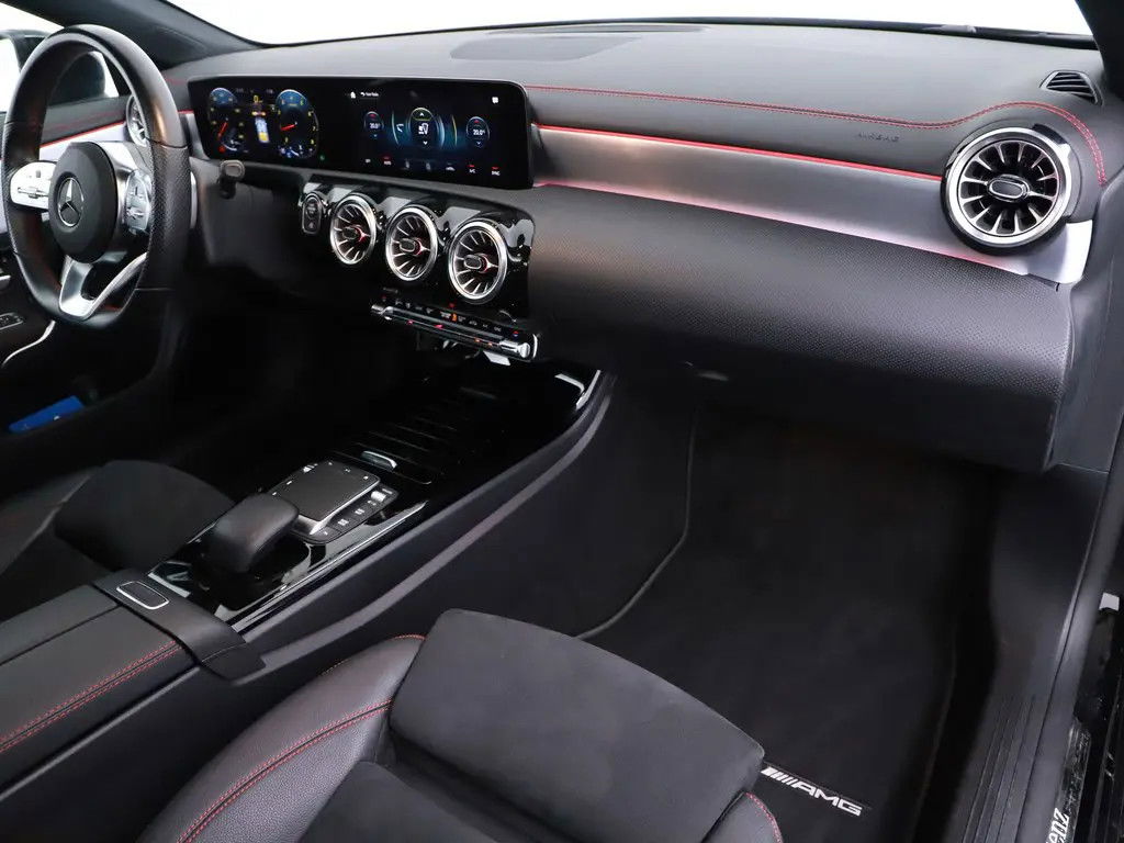 Mercedes-Benz CLA AMG Pano Sfeer CarPlay Memory NAP