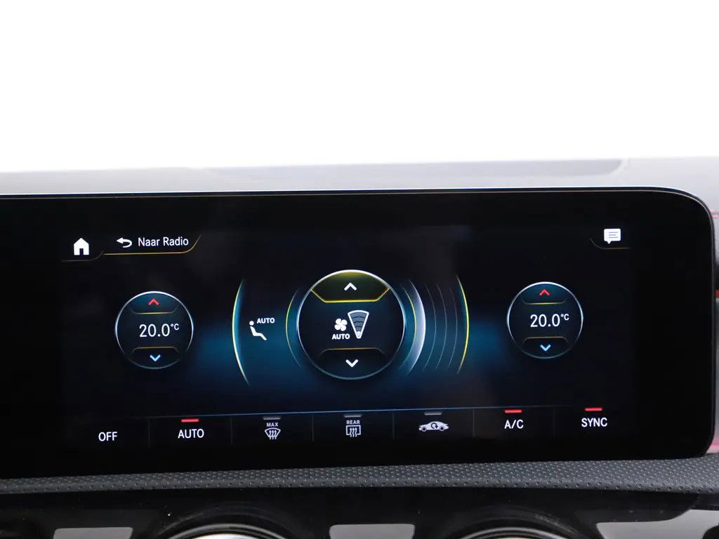 Mercedes-Benz CLA AMG Pano Sfeer CarPlay Memory NAP