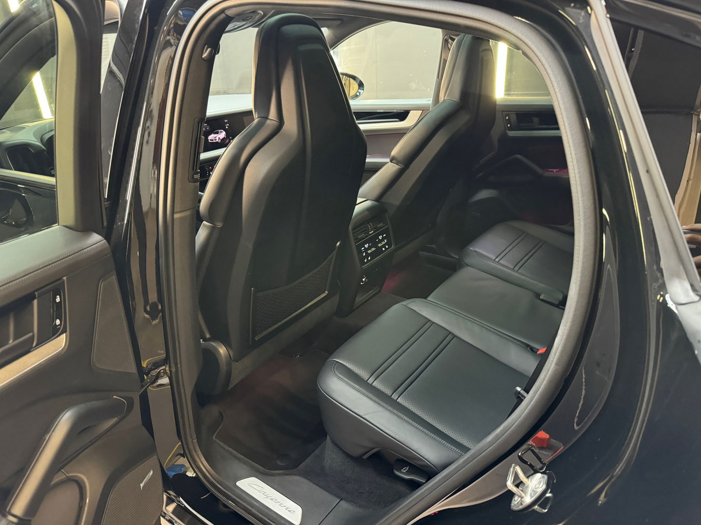 Porsche Cayenne Coupé 3.0 E-Hybrid Pano|HuD|Sportdesign|BOSE