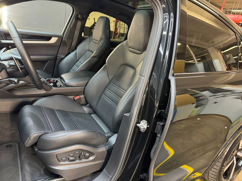 Porsche Cayenne Coupé 3.0 E-Hybrid Pano|HuD|Sportdesign|BOSE