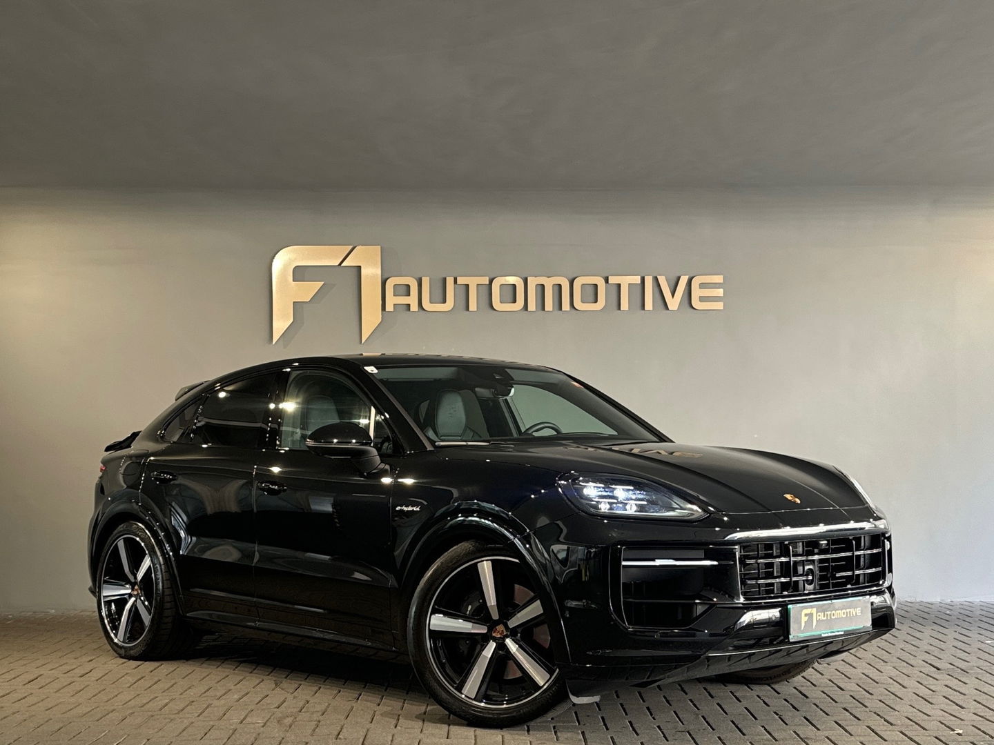 Porsche Cayenne Coupé 3.0 E-Hybrid Pano|HuD|Sportdesign|BOSE